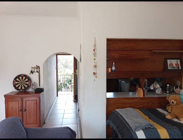2 BEDROOM TOWNHOUSE FOR SALE IN ALBEMARLE